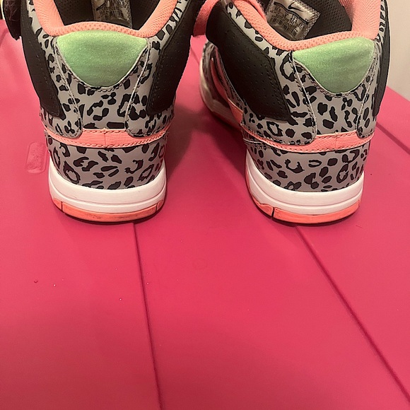 NIKE Air Leopard & 💗Pink/Green Hi-Tops 💚 - Picture 4 of 6